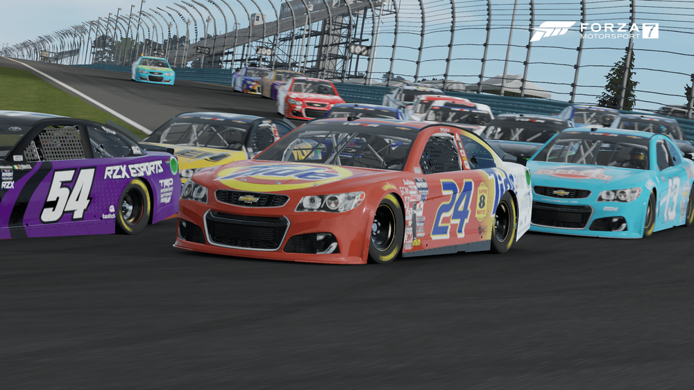 NASCAR racers on track in FM7, photo by MidLandZeta