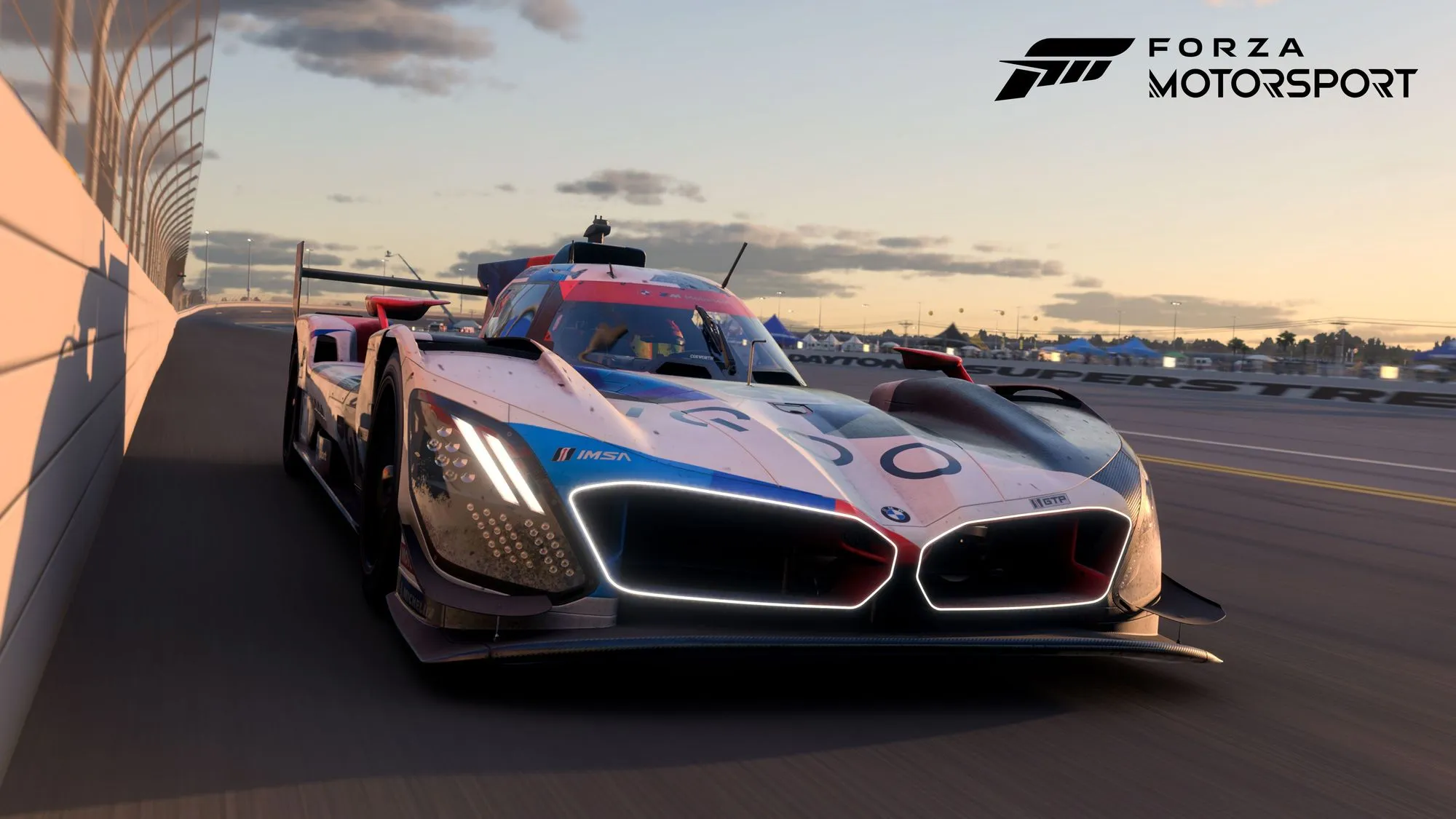 https://cdn.forza.net/strapi-uploads/assets/massive_Forza_Motorsport_BMW_25_M_Hybrid_23_Daytona_Reward_Car_Rivals_02_16x9_WM_611b77ed16.webp